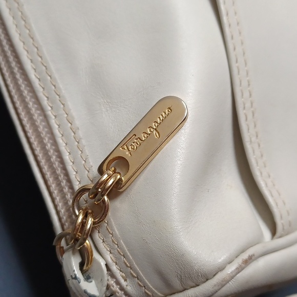 Vintage Ferragamo  crossbody - Picture 2 of 16
